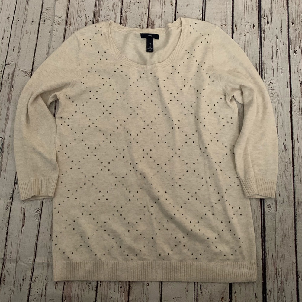 GAP sweater